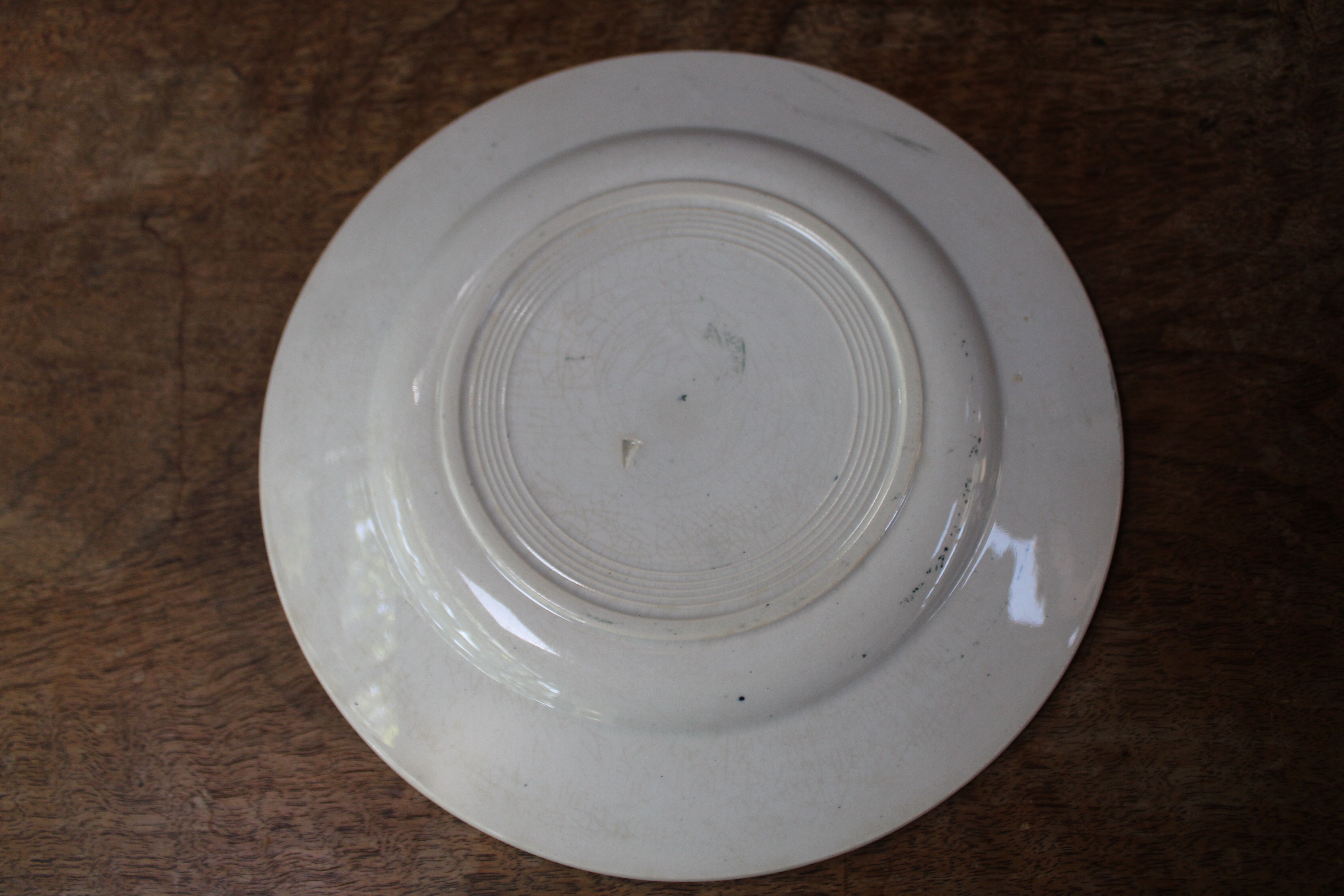 Set of 7 flat plates Sté Amandinoise St Amand, model Margot