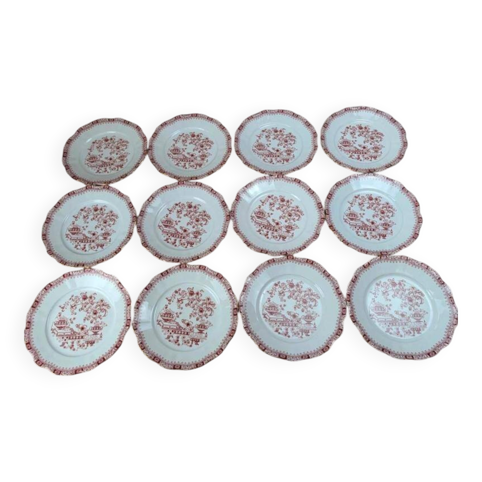 Set of 12 flat plates Seltmann Weiden Bavaria Theresia red