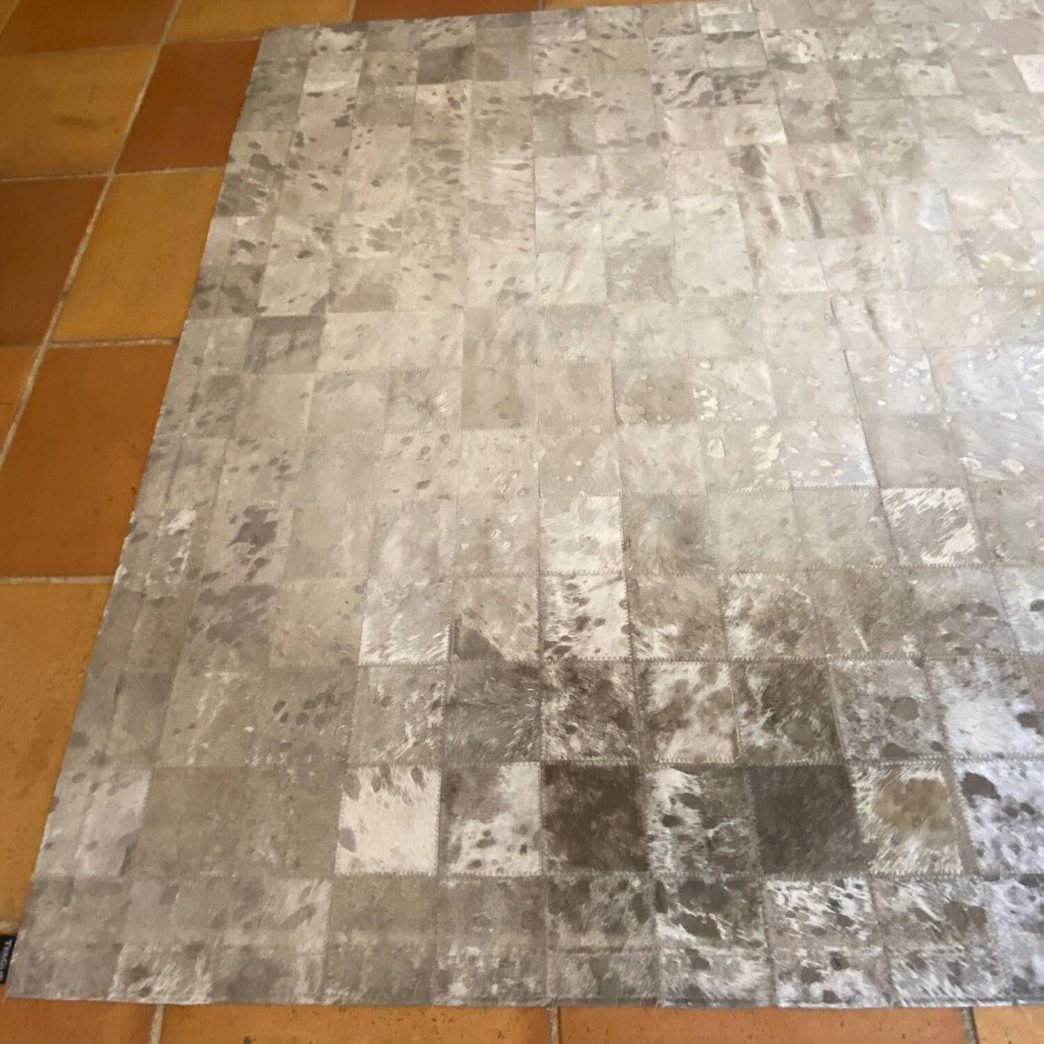 Cowhide rug, silver-grey patchwork