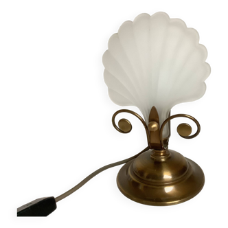 Deknudt bronze scallop shell lamp