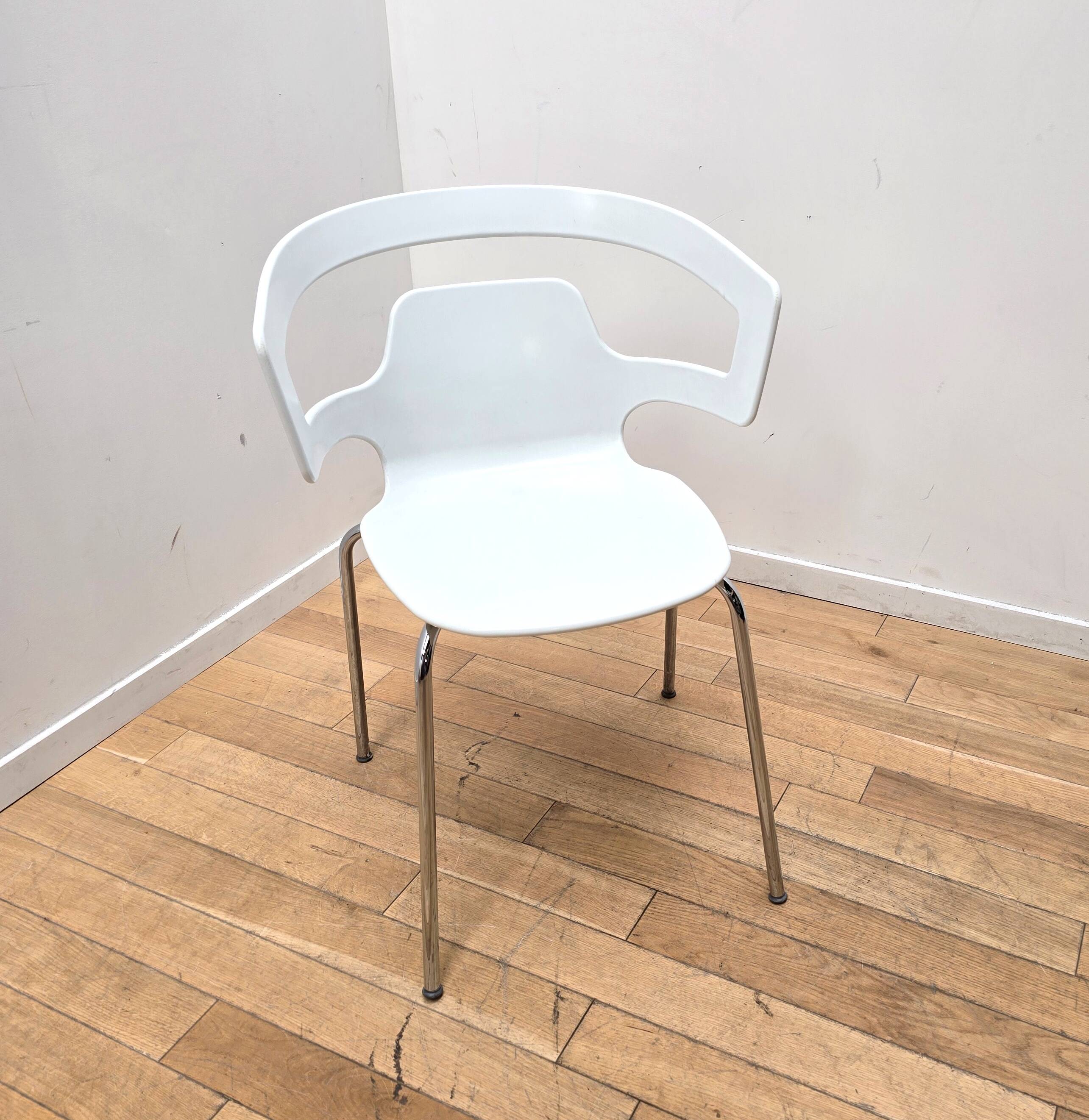 Suite of 8 Segesta 500 chairs, Alias