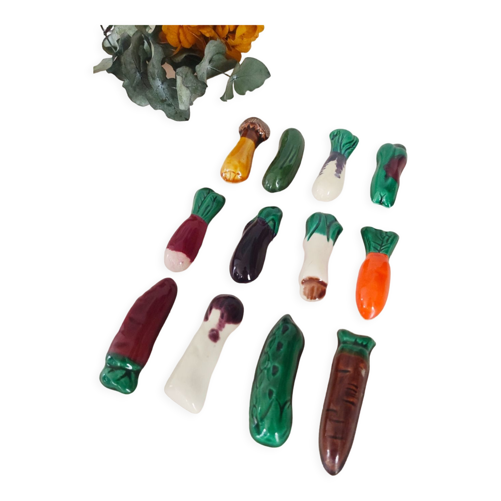 Set of 12 slip ceramic knife holders