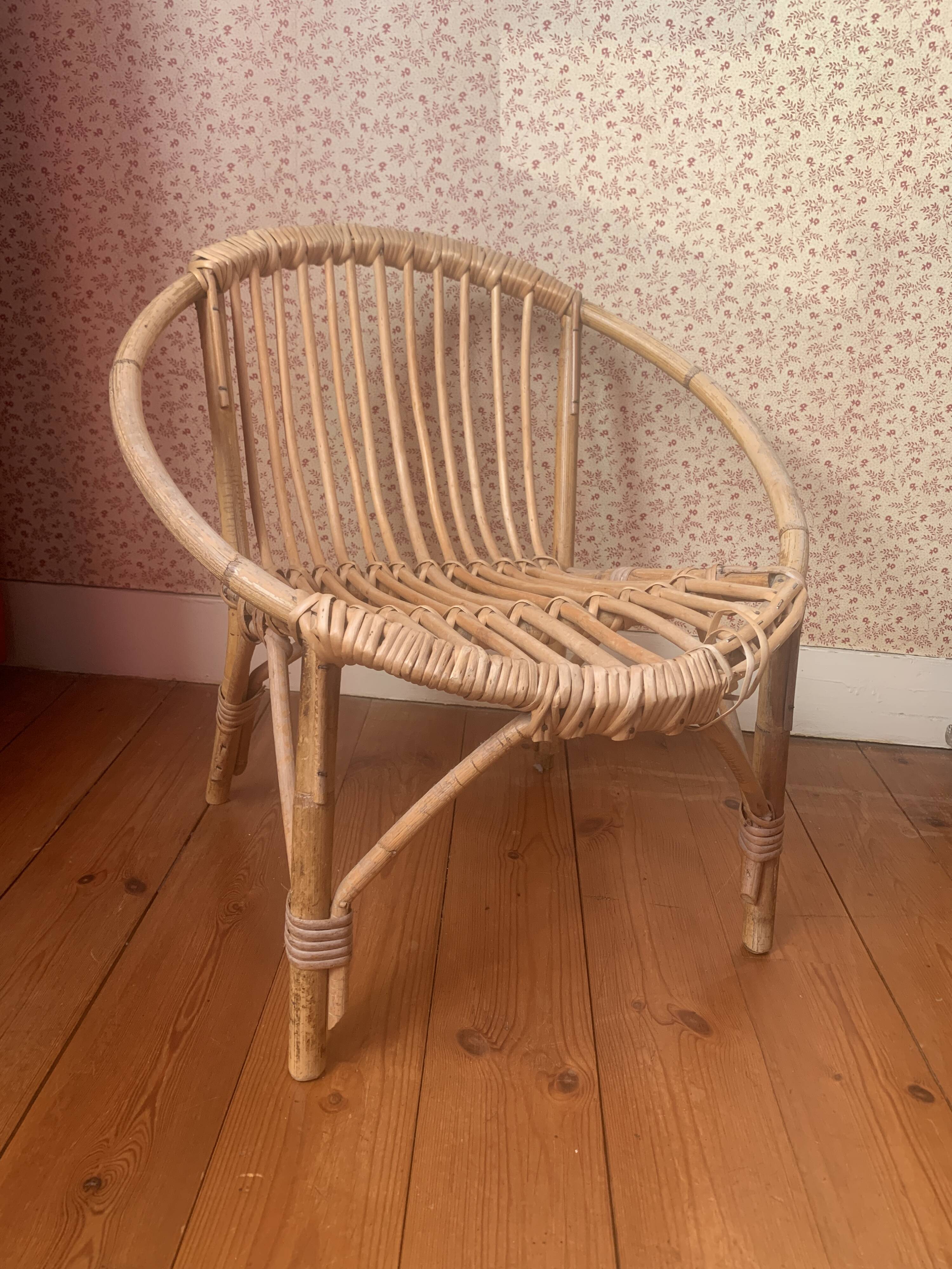 Vintage 1970s rattan children's chair