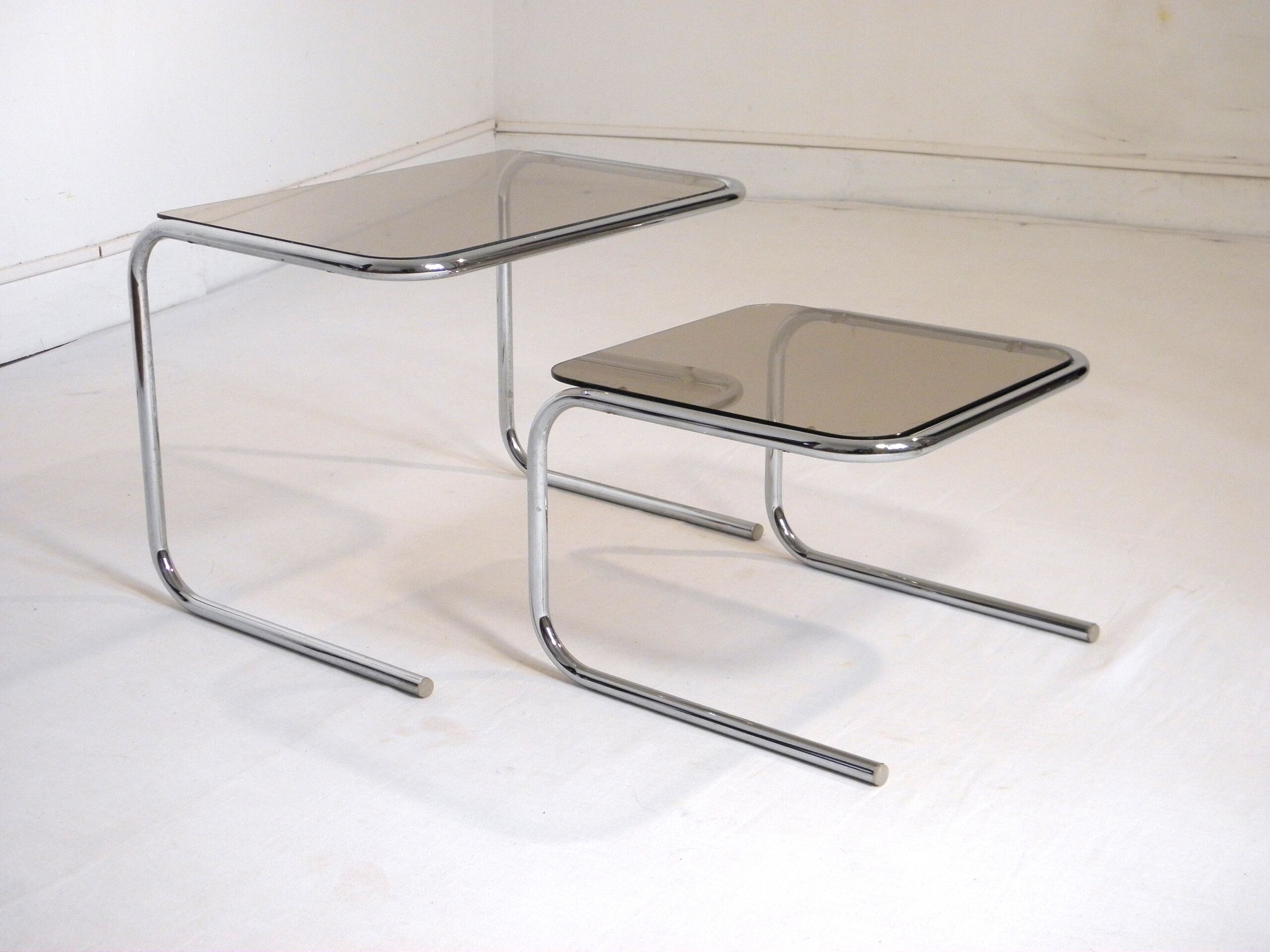Two tables gigognes glass and chrome