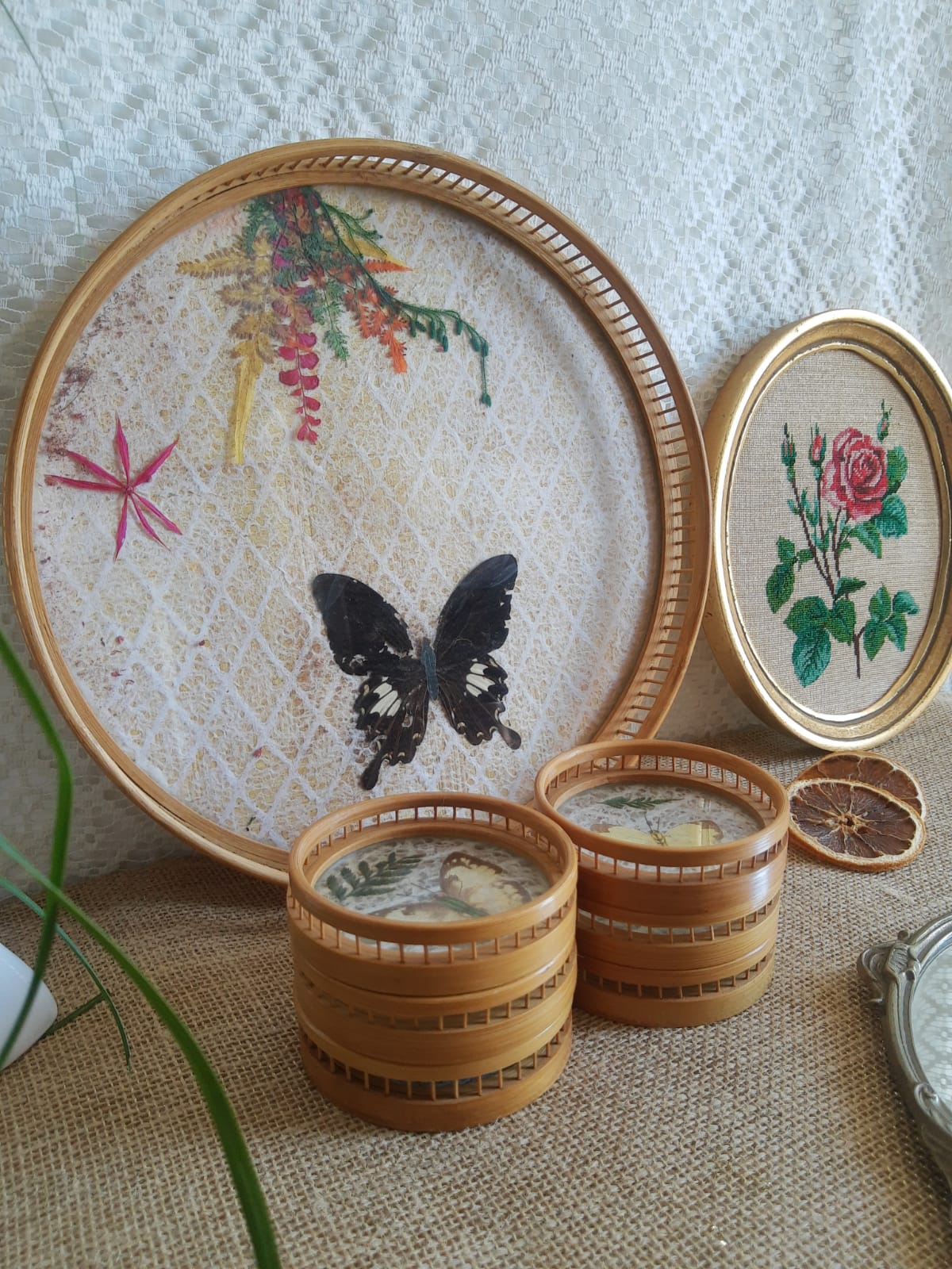 Set tray and 6 under glass bamboo vintage butterflies