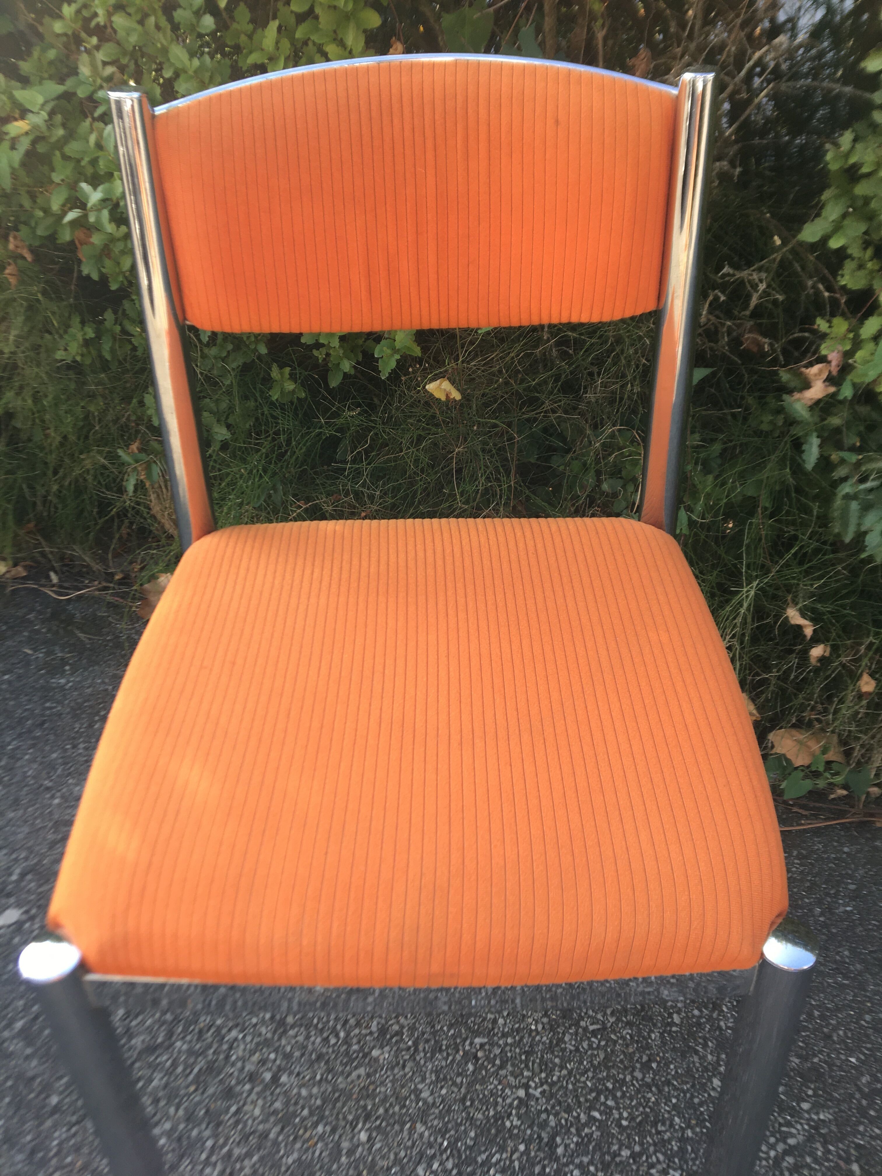 Ensemble 3 chaises acier chromé avec 1 tabouret 70’s
