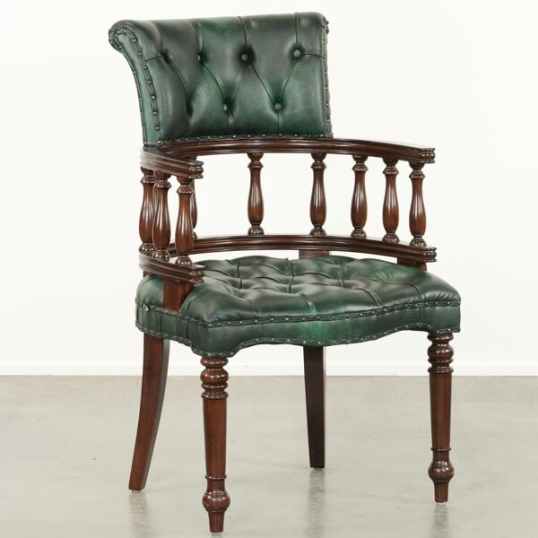 Chaise de bureau / chaise d'appoint Chesterfield en cuir de vache marbré vert classique