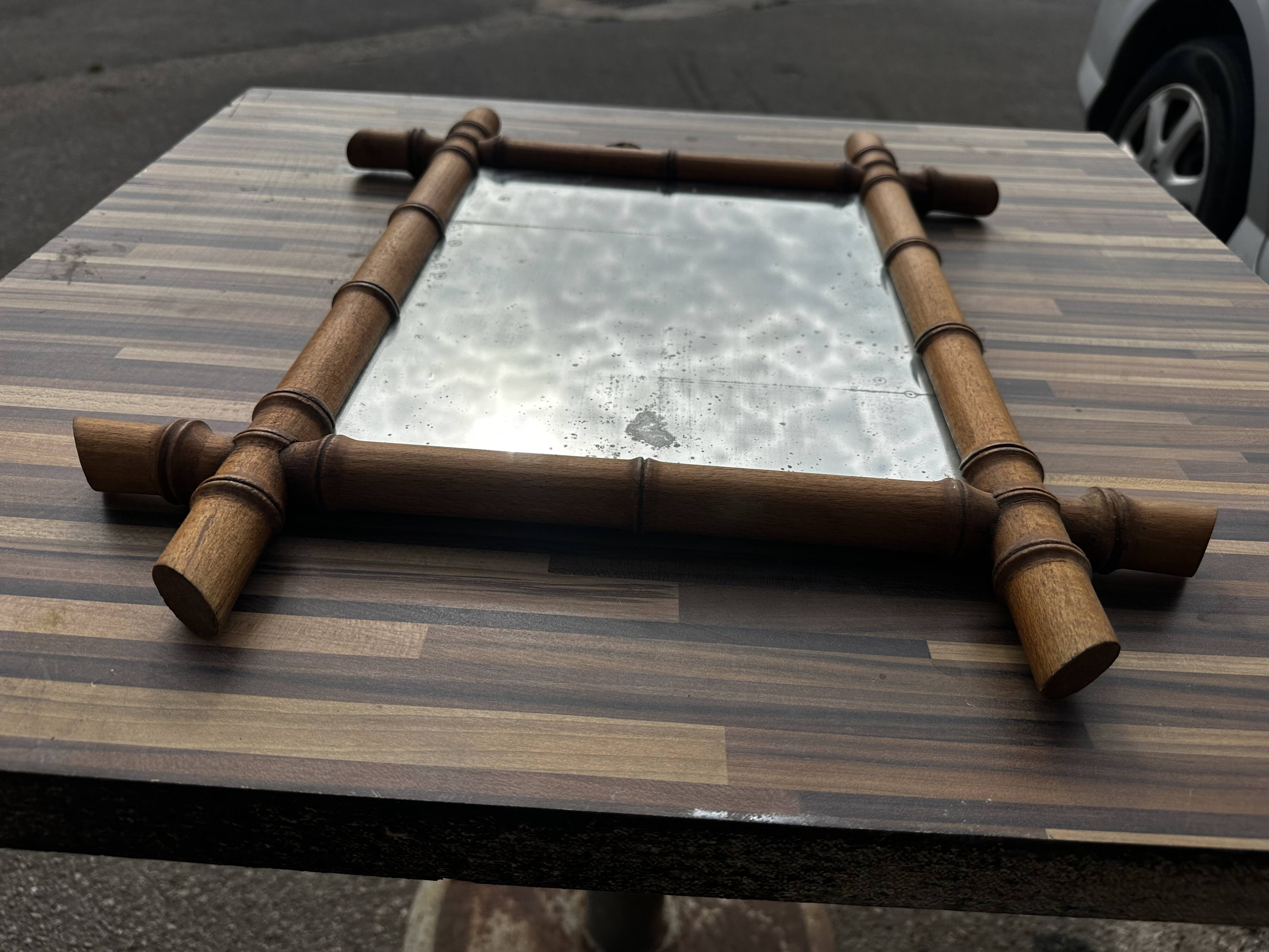 Antique mirror from the 1920s-1930s in bamboo H 49 cm / W 42 cm