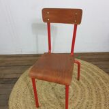 Chaise d'école enfant
