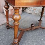 Table bureau