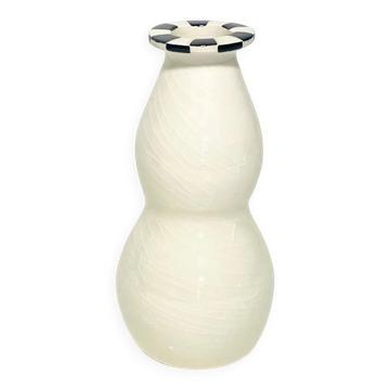 Small checkered vase