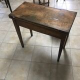 Folding games table