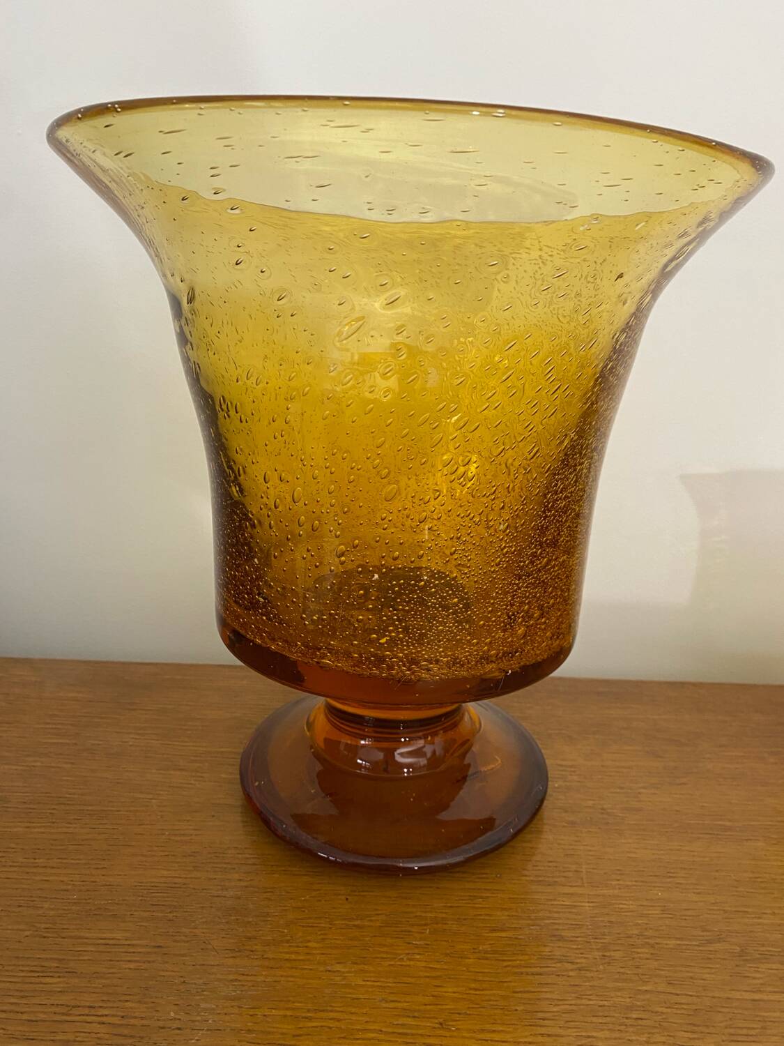 Old Punch Service Style BIOT Bucket + 8 Vintage Orange Bubble Glass Cups