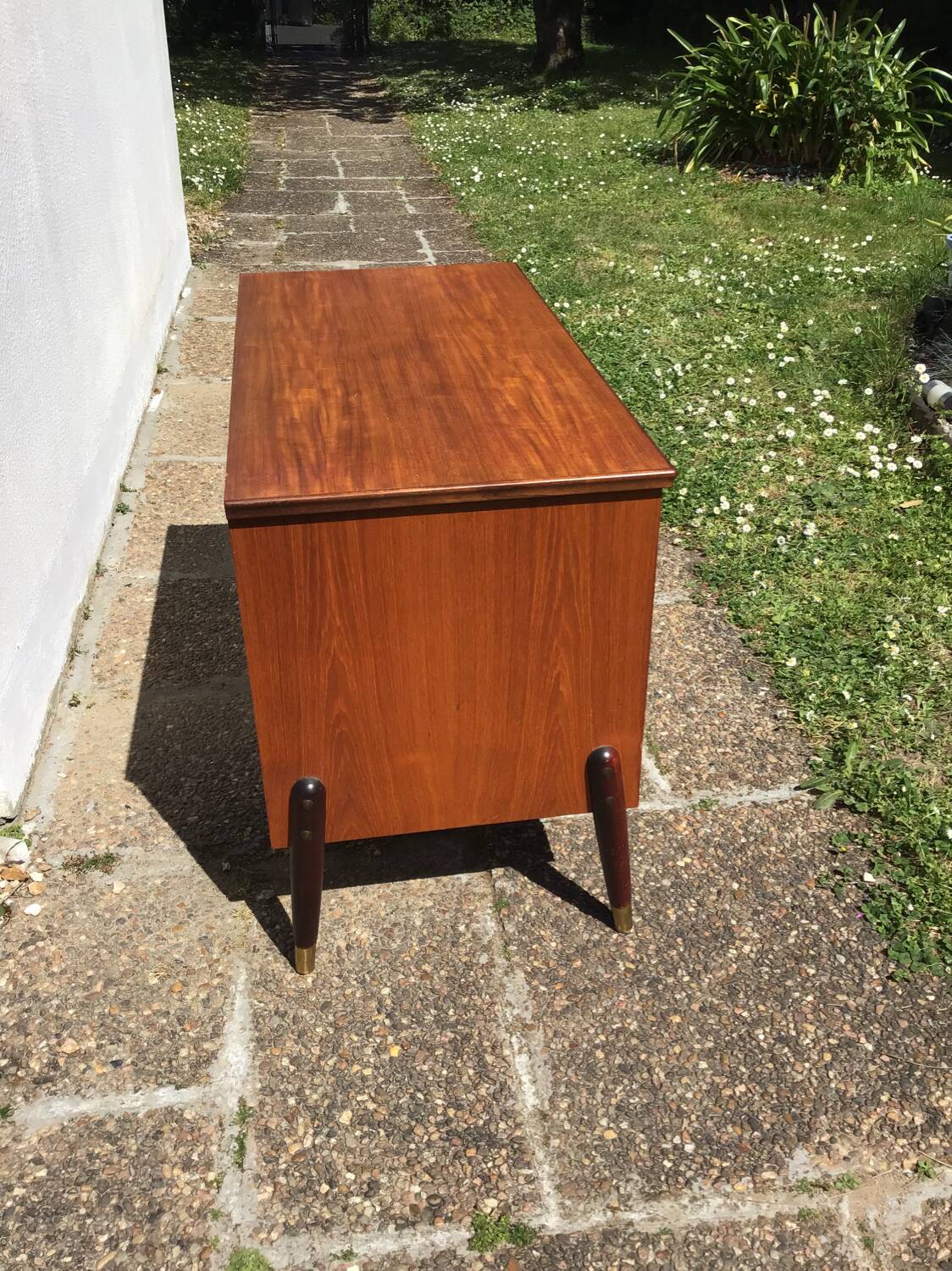 Vintage chest of drawers
