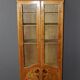 Vitrine Art nouveau en frêne et marqueterie de fleurs
