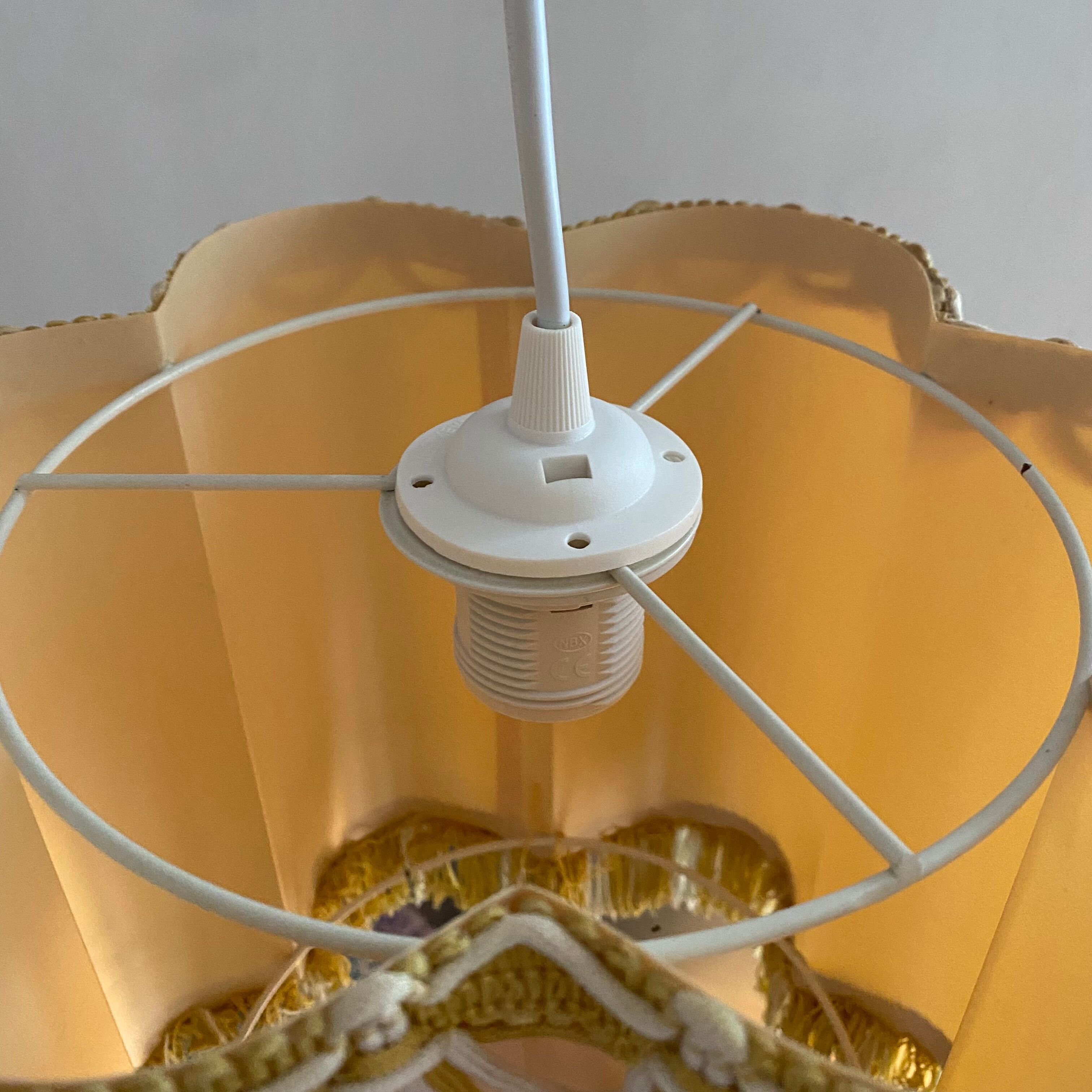 Vintage suspension lampshade with fringes