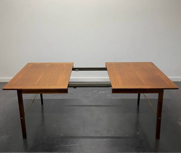 Table à manger en palissandre danemark années 1960 extensible mcm