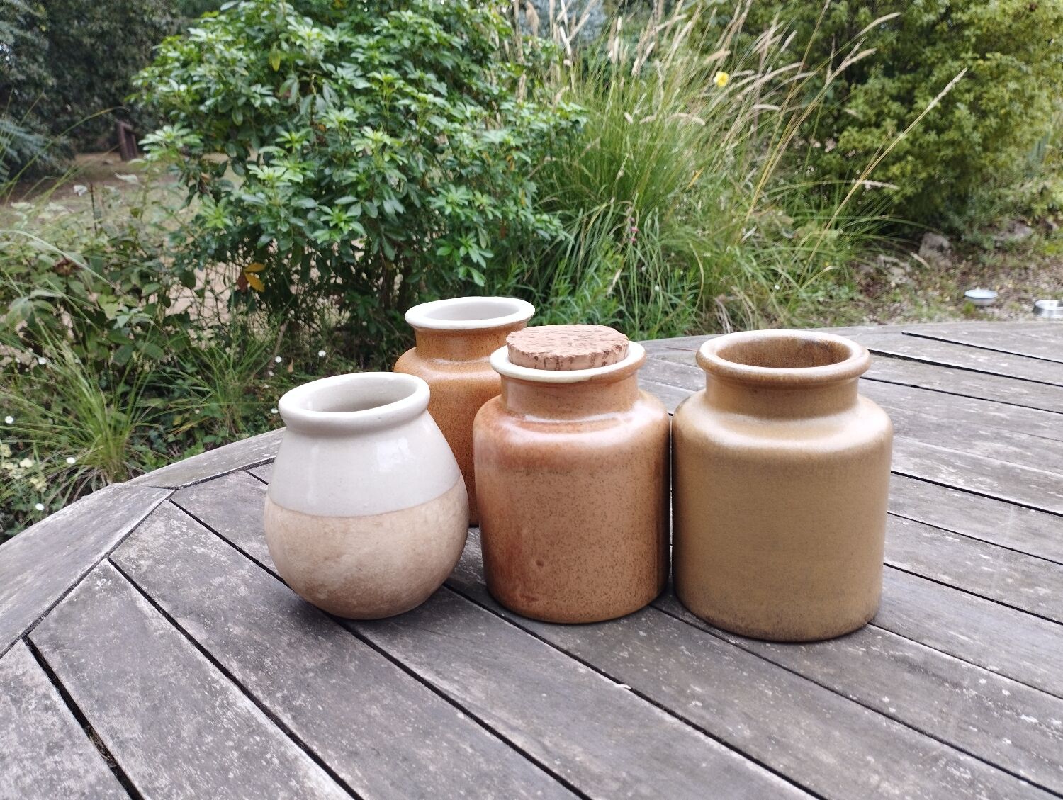 4 anciens pot moutarde en grès brun
