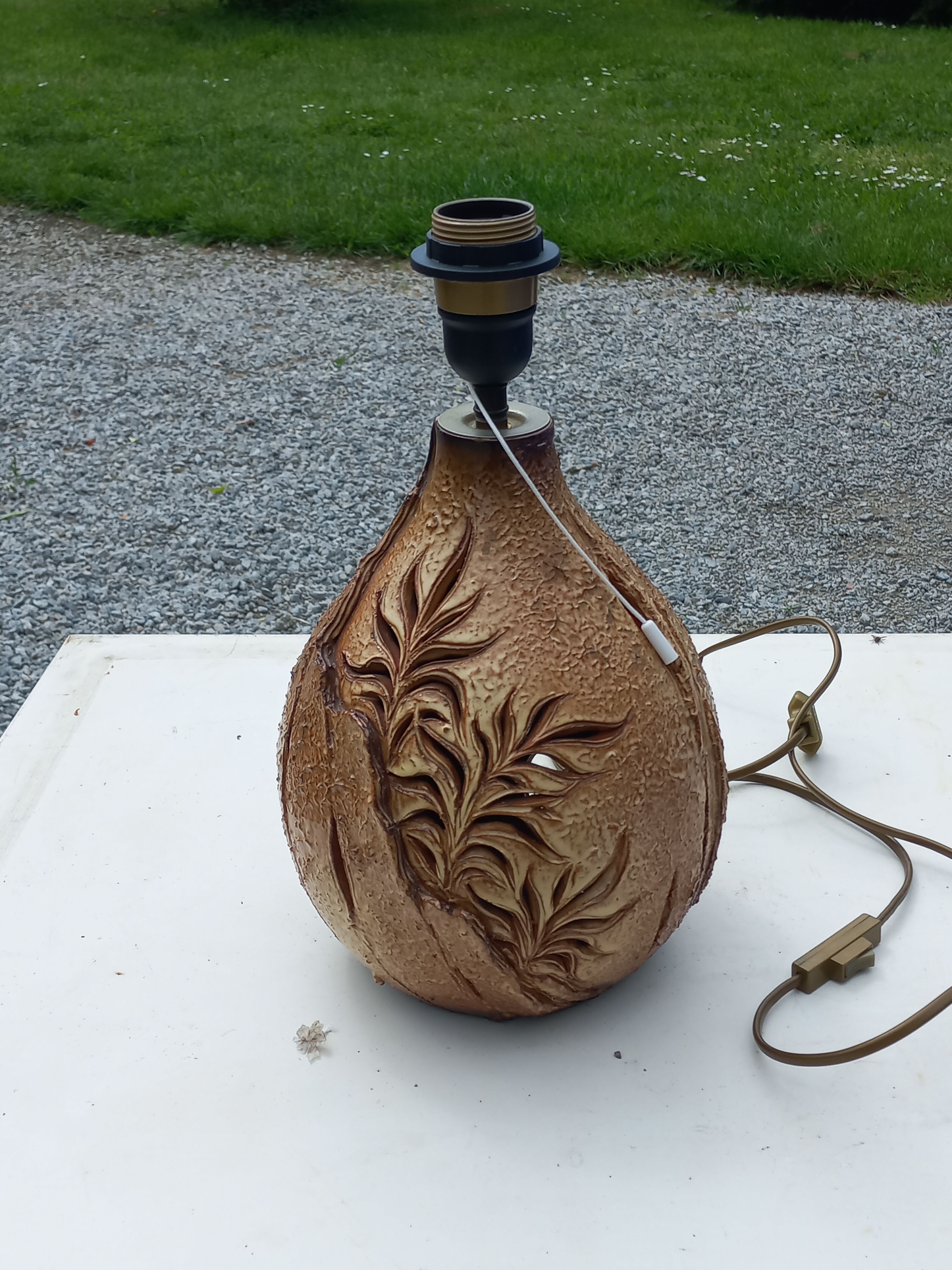 Ceramic lamp by Vallauris Fonck and Matéo lampshade of origin