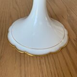 Plat sur pied en porcelaine
