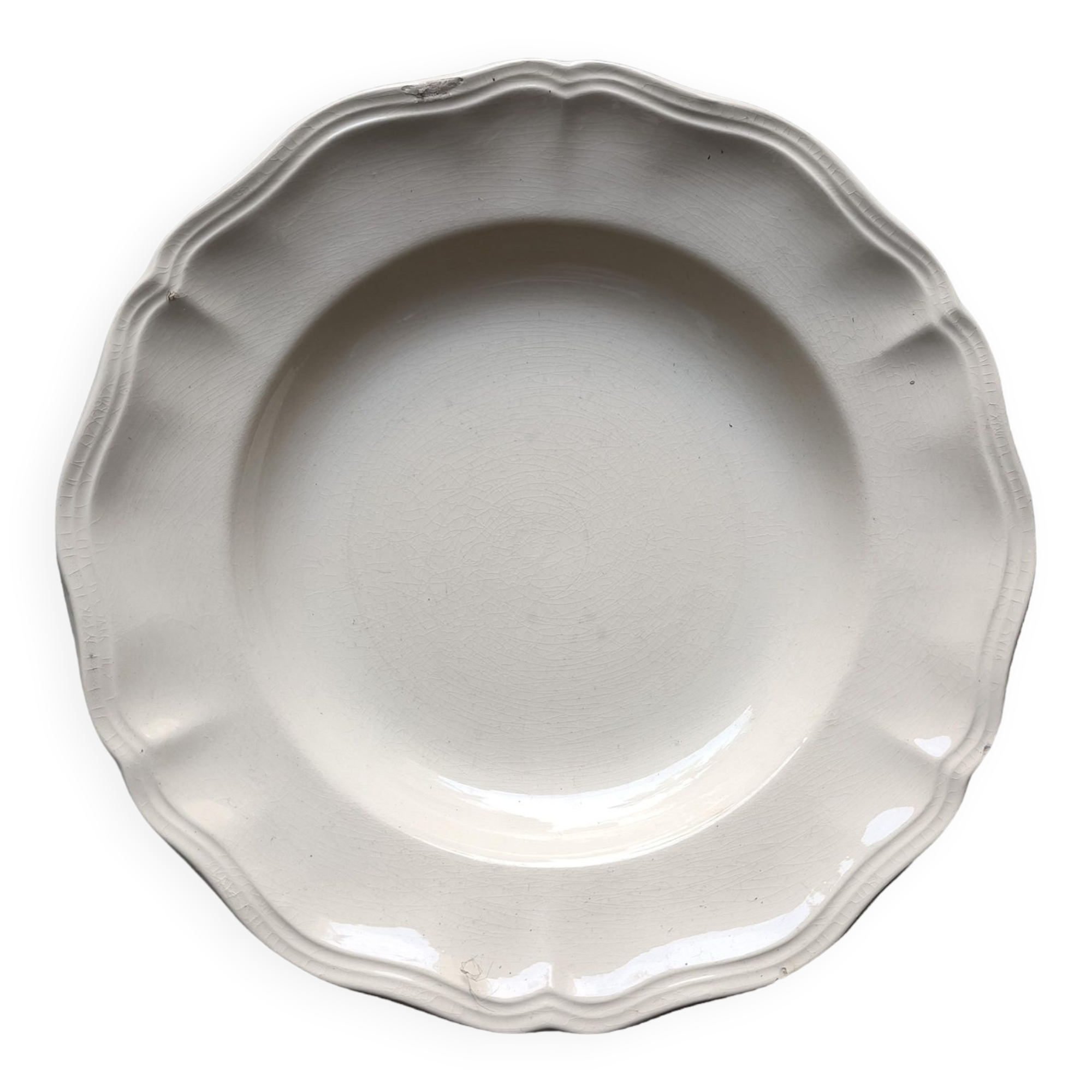 Set of 11 hollow plates of Sarreguemines, ivory color