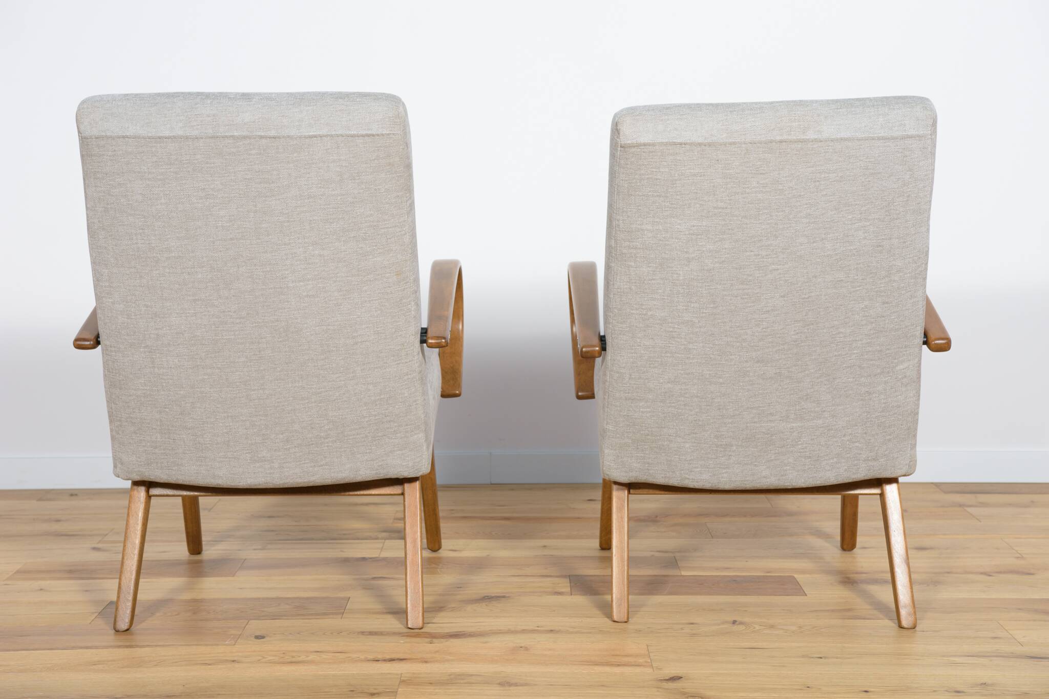 Fauteuils Modèle 53 par Jaroslav Smidek pour Ton, 1960s, Set de 2