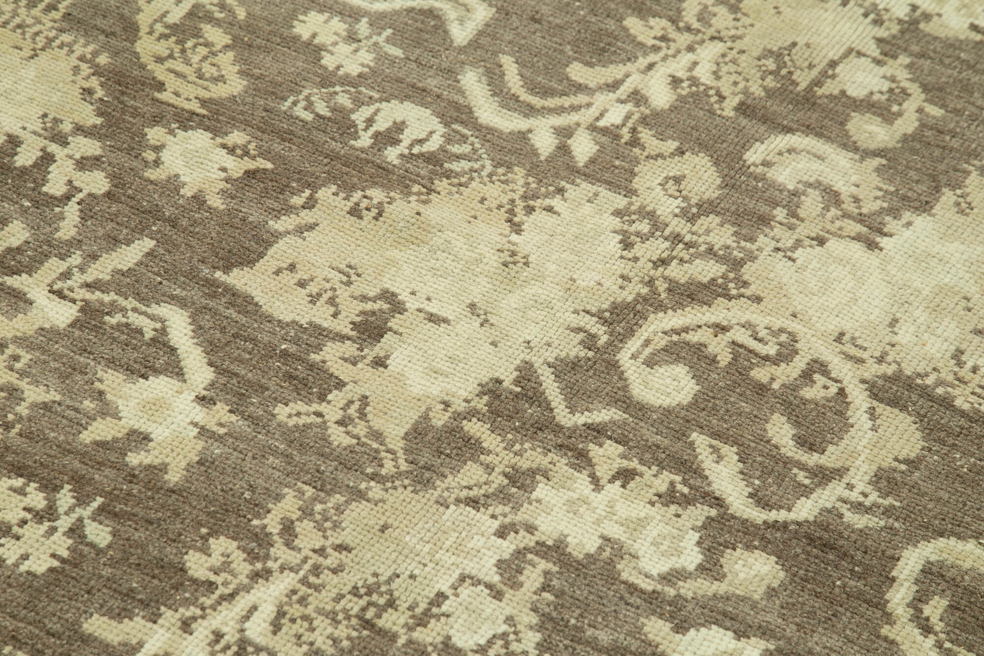 1970s Handwoven One-of-a-Kind Anatolian Beige Rug 133 cm x 245 cm