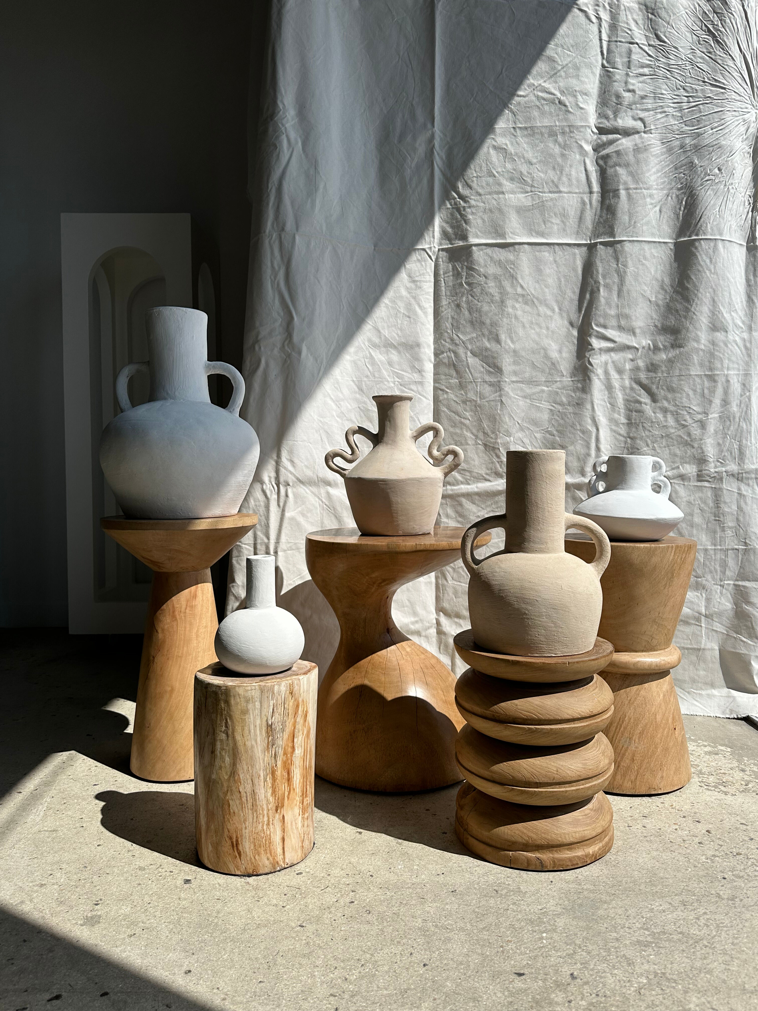 Handcrafted terracotta vase painted white with double handles h:40 d:30