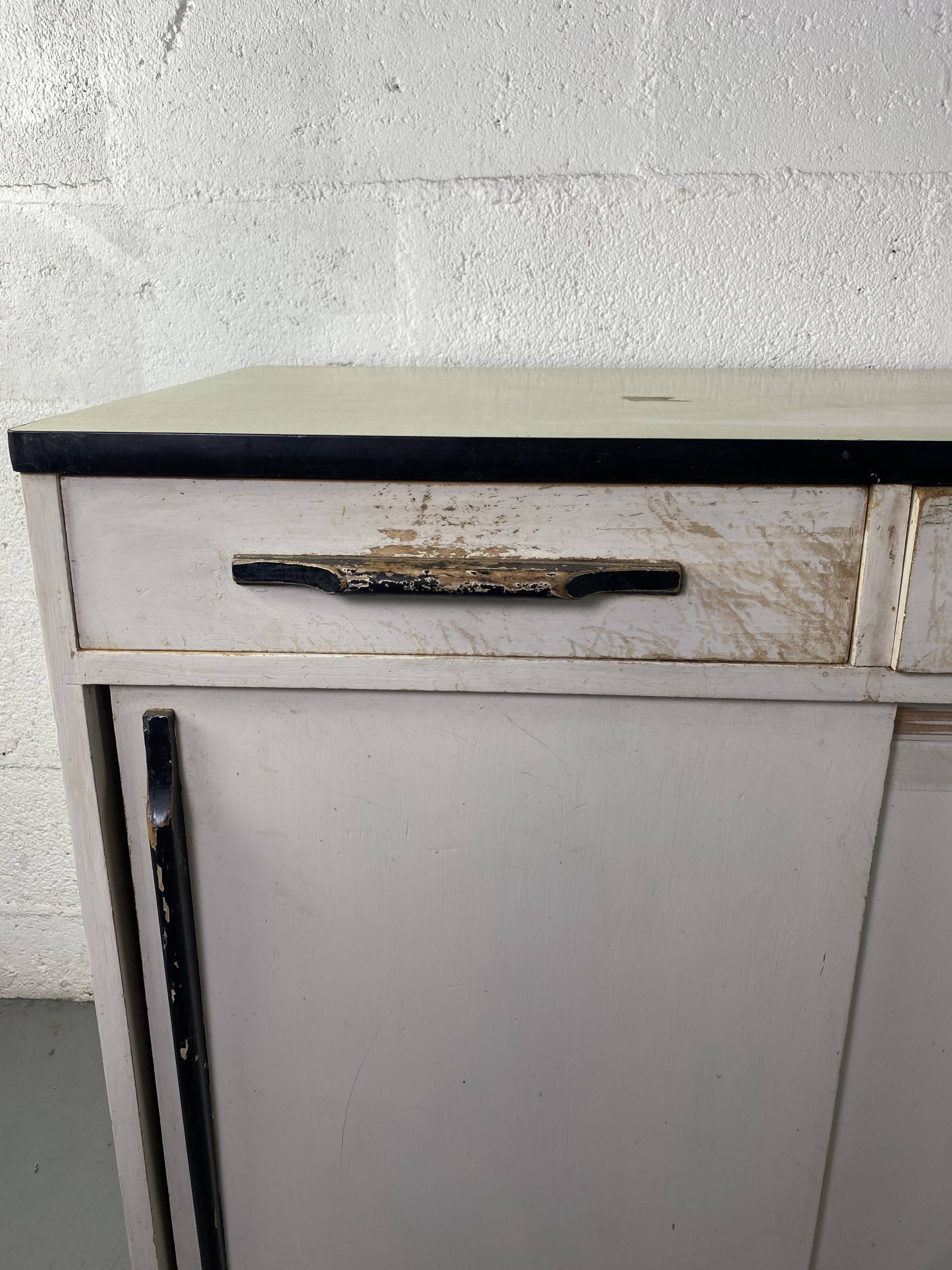 Kitchen sideboard in weathered Formica