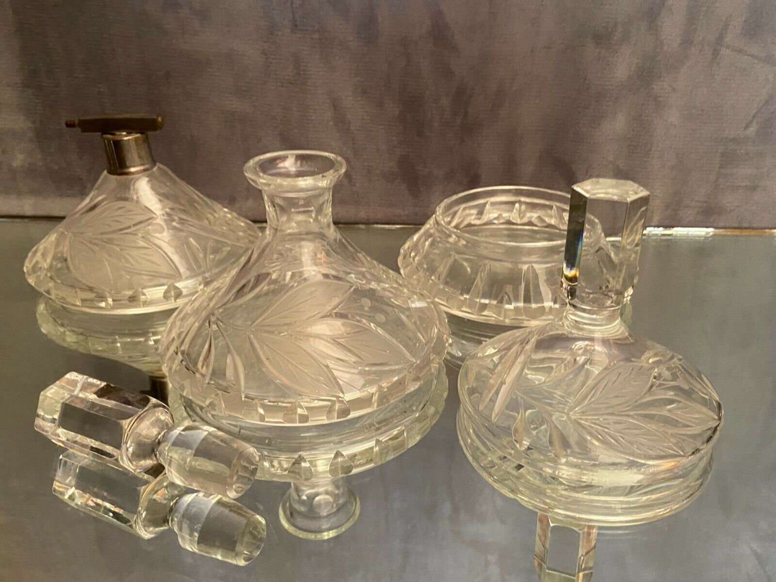 Bohemian crystal set with carved decoration