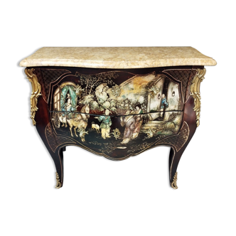 Louis XV style chest of drawers in coromandel Chinese lacquer