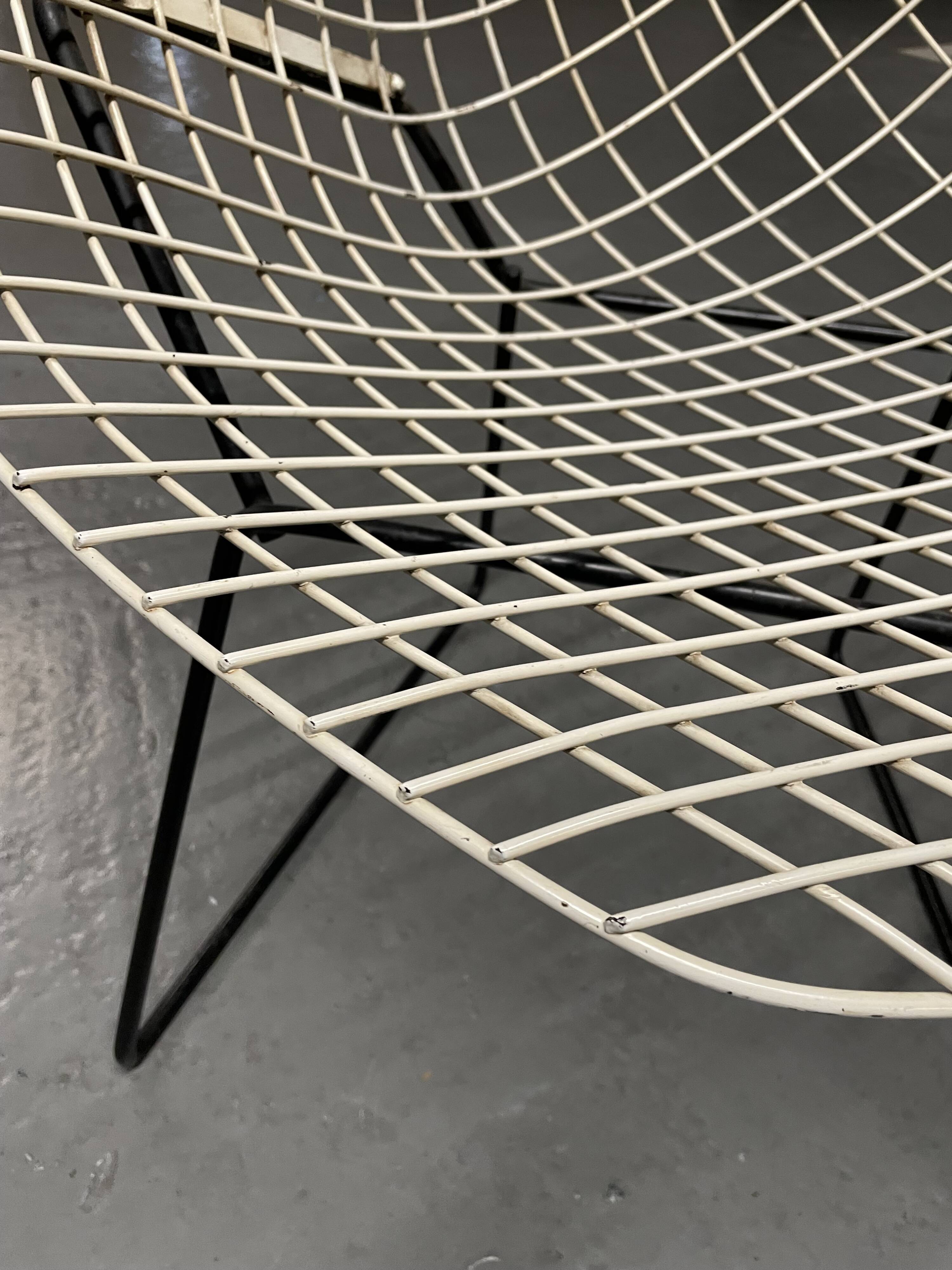 Diamond chair designed by Harry Bertoia for Knoll
