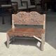 Mini banc à dossier sculpté à motif d'oiseaux stylisés H58 L61