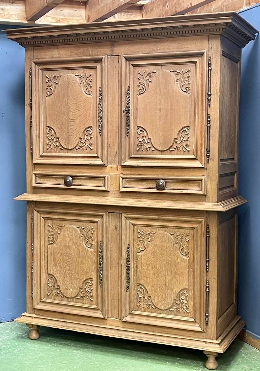 18th-century oak four-door sideboard