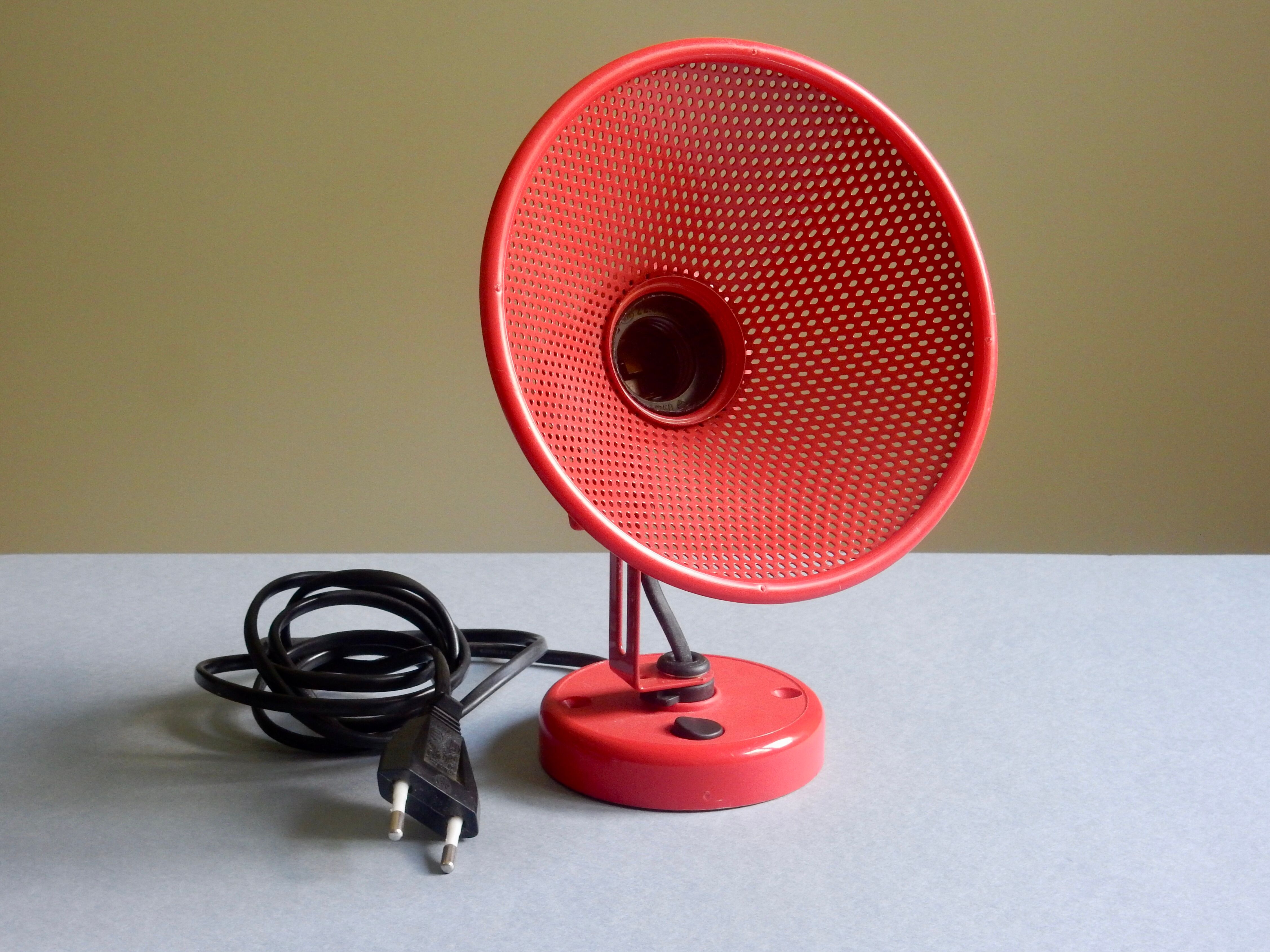 Red wall lamp from the 80