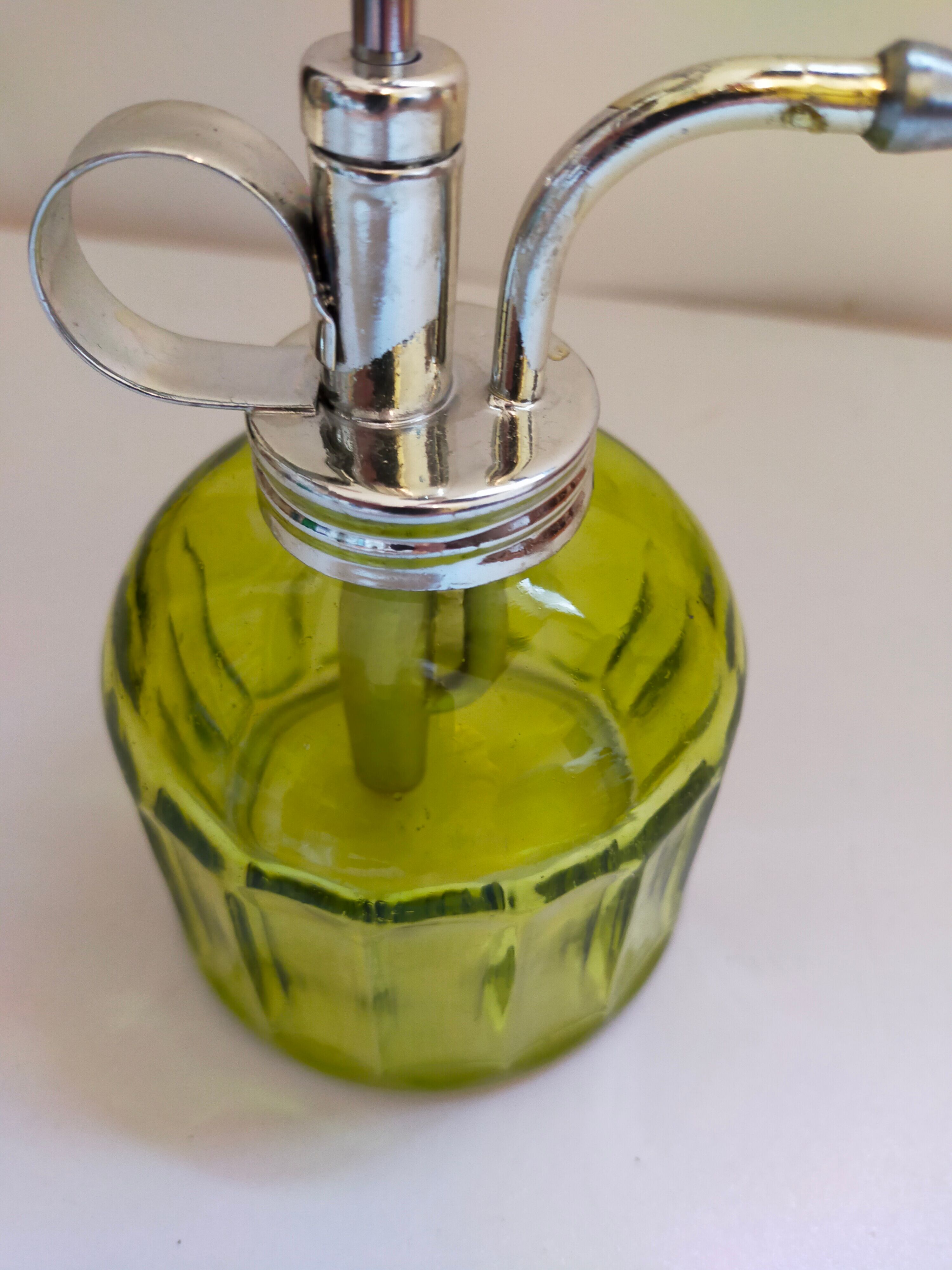 Glass garden vaporizer