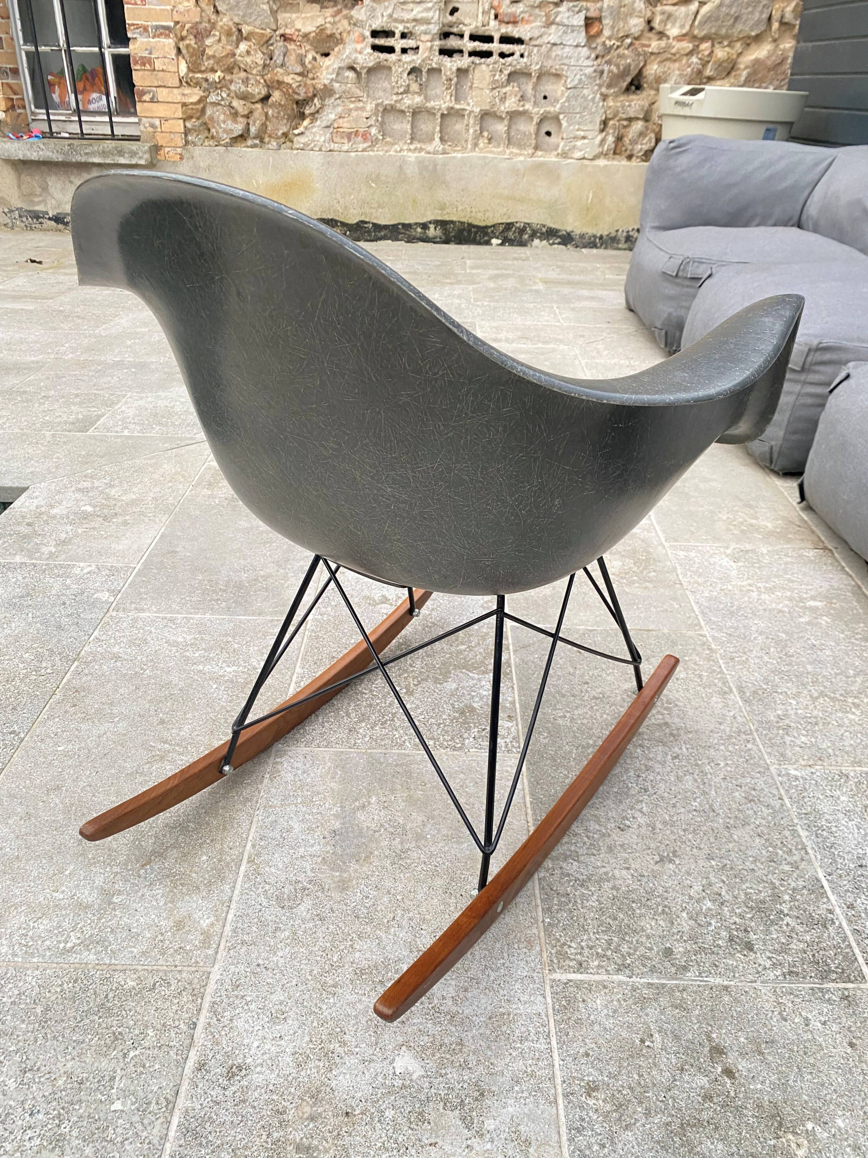 Rar eames armchair, elephant grey, zenith plastics, herman miller