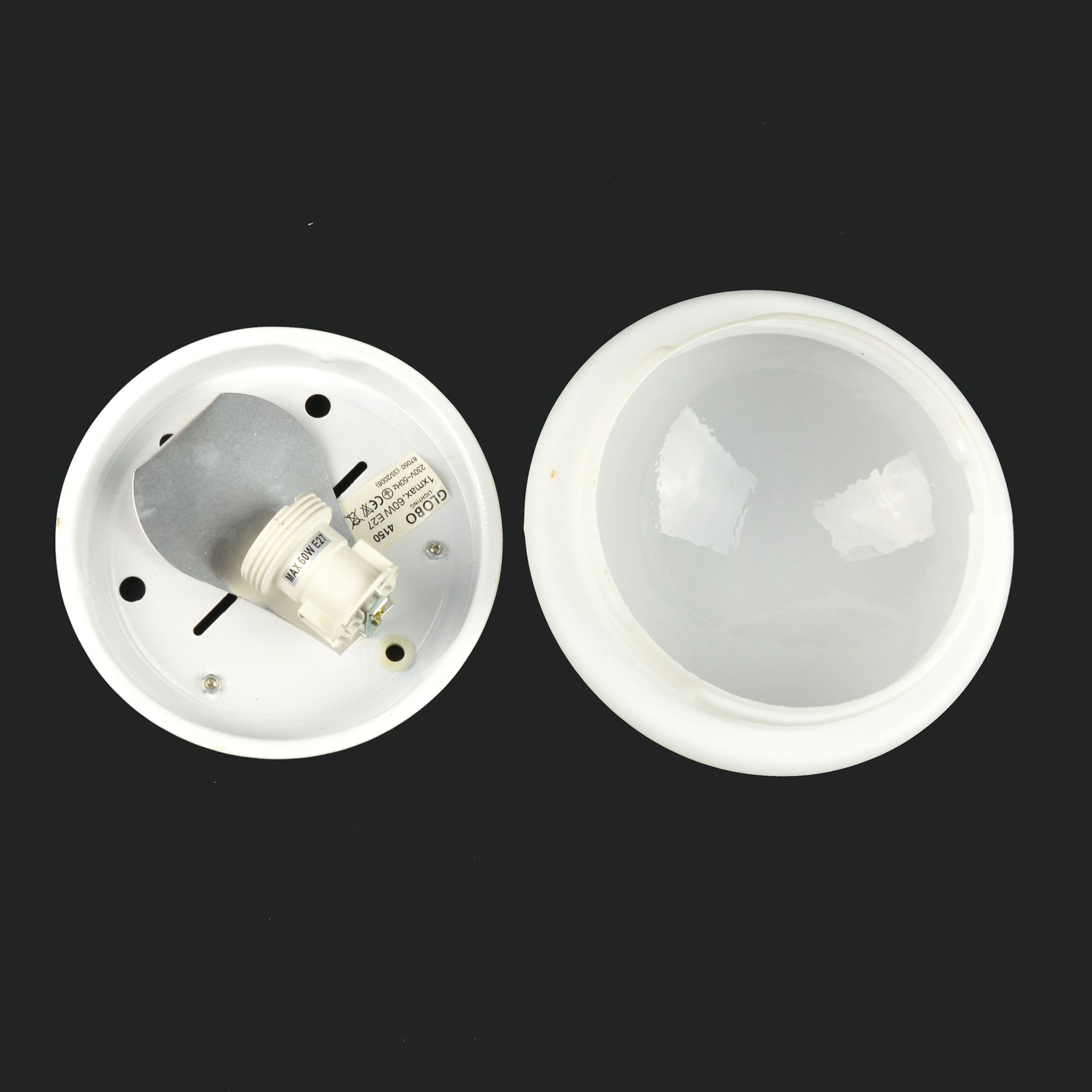 Plafonnier  blanc minimaliste des années 1980 Globo Lighting Allemagne