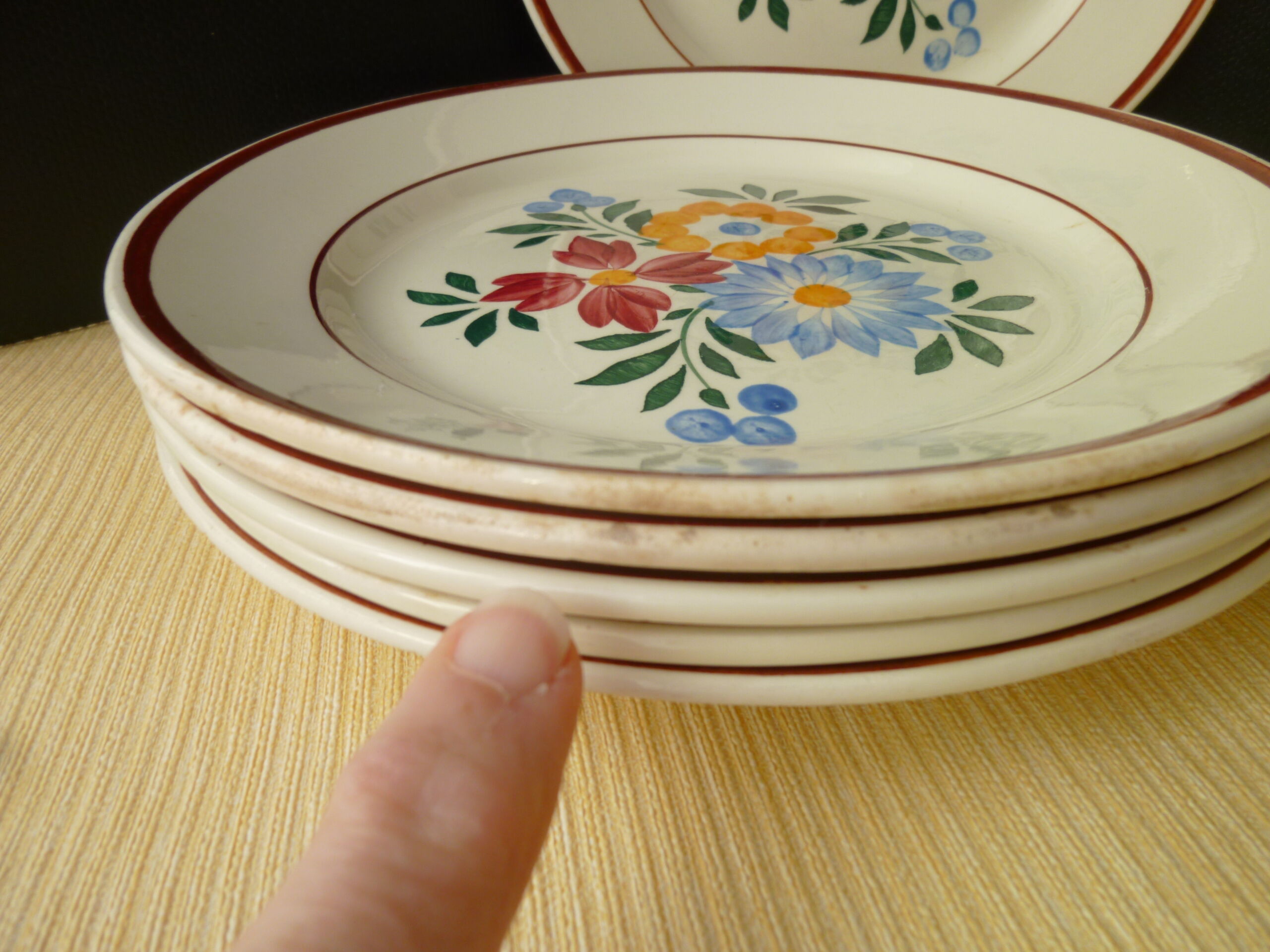Set of 6 HBCM Earthenware Dessert Plates Model "Silver Odds"