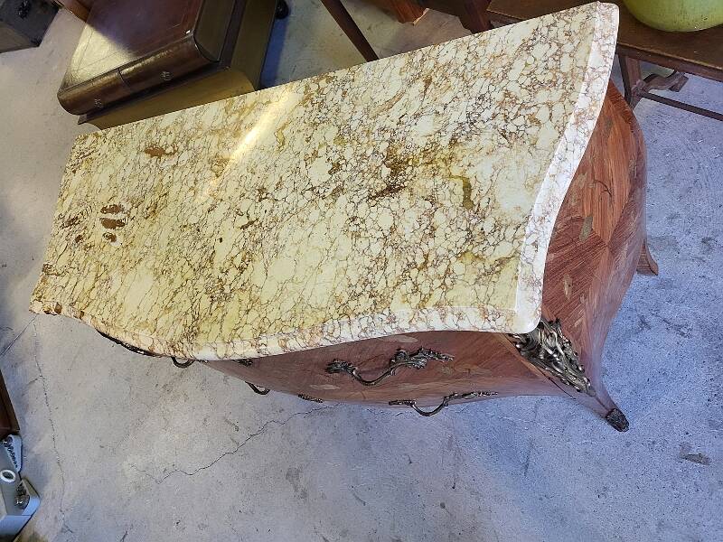commode en bois de rose 2 tiroirs plateau marbre