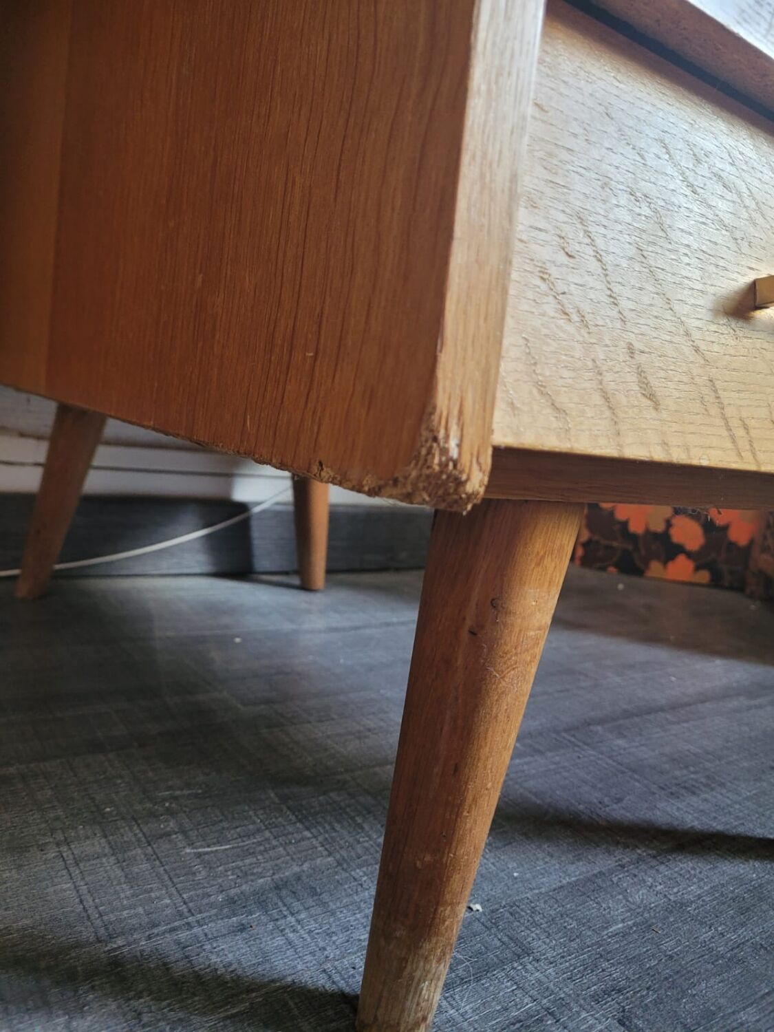 Vintage desk feet compass