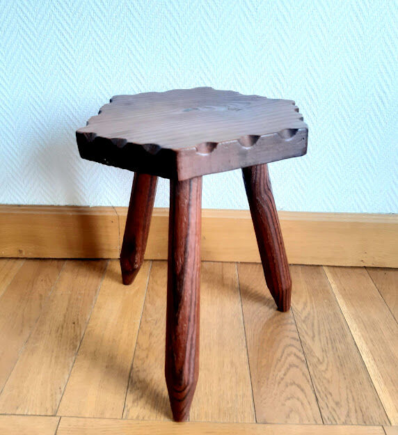 Brutalist tripod stool feet pencils