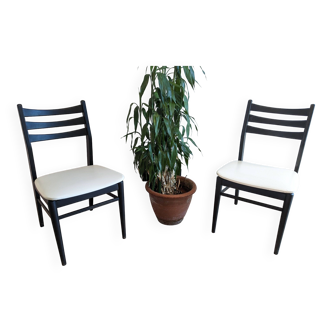 Paire de chaises vintages scandinaves noires et blanches