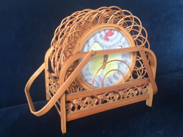 Butterfly coasters in rattan and glass