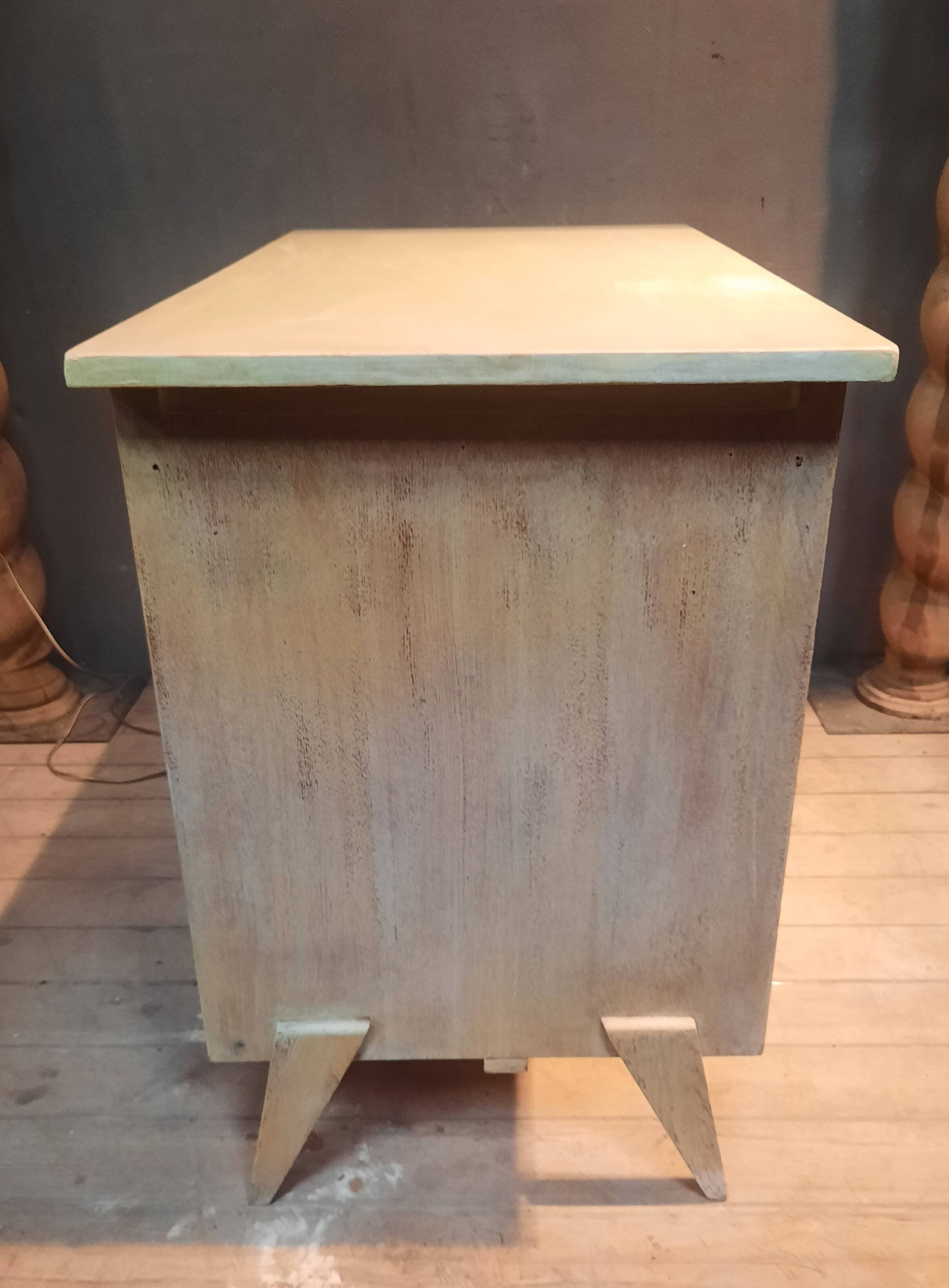 1950s single-pedestal desk