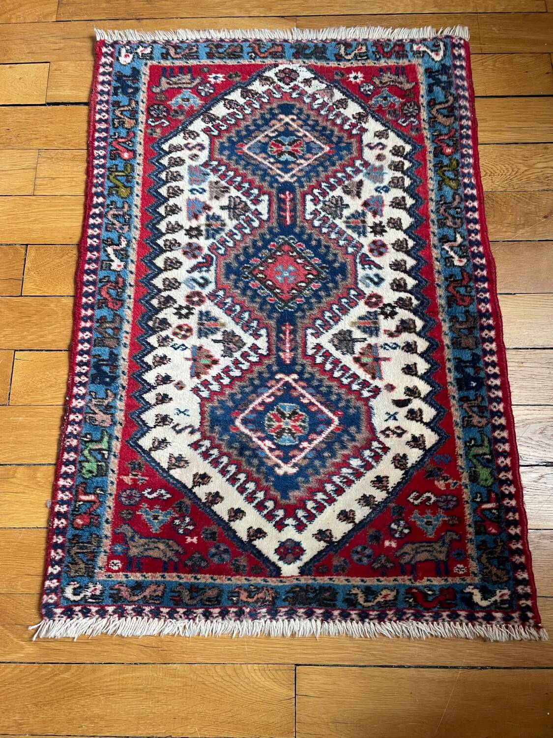 Petit tapis persan Yalameh