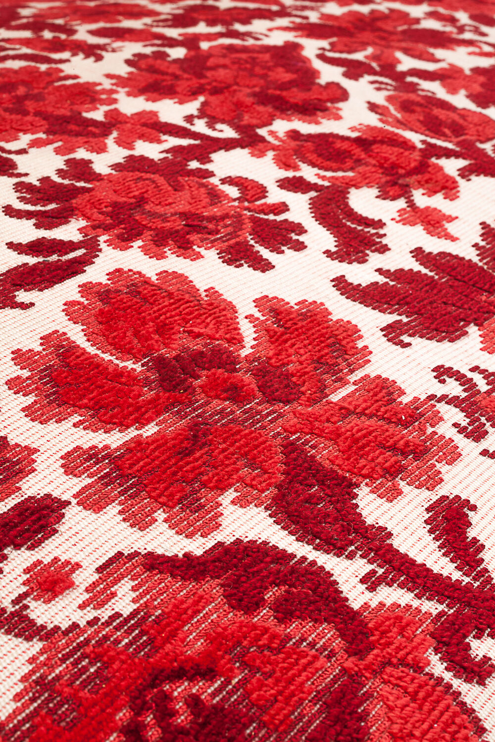 Carved wooden bench, silk velvet, 1930