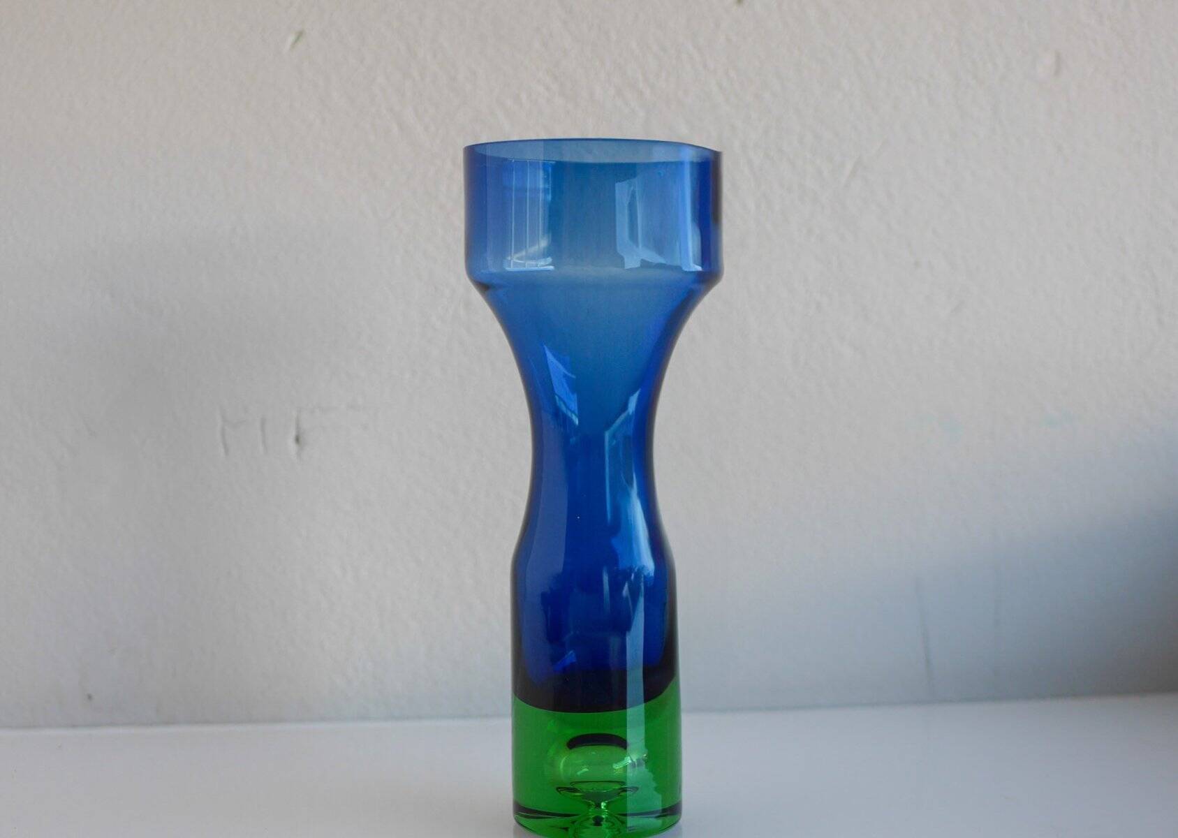 Mid-century modern Scandinavian bright blue and emerald green glass vase from Borgström Åseda, Sweden