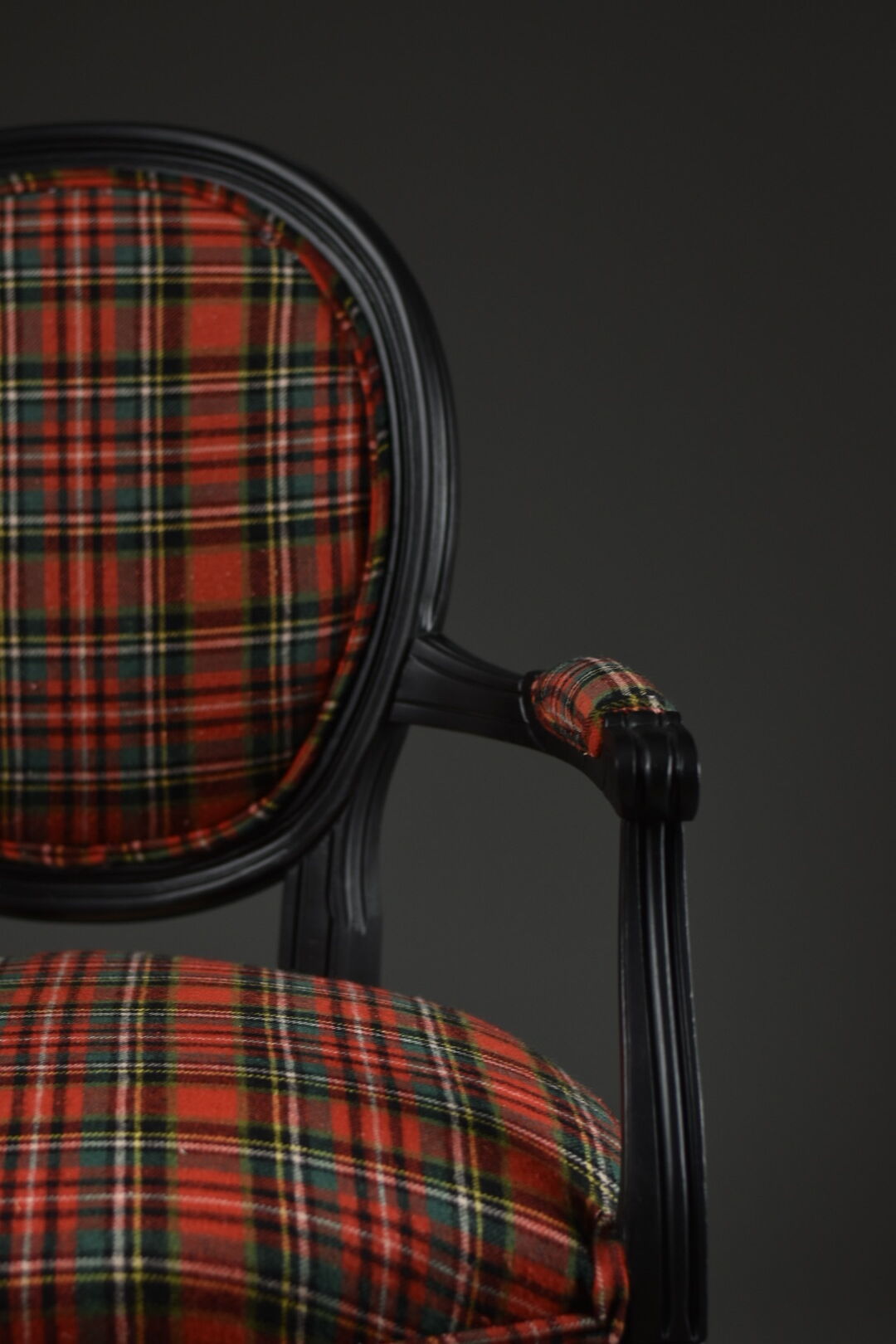 Medallion Chair with Tartan Fabric, Early XXth century