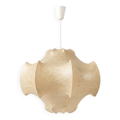 Suspension ''Viscontea'' par Achille et Pier Giacomo Castiglioni